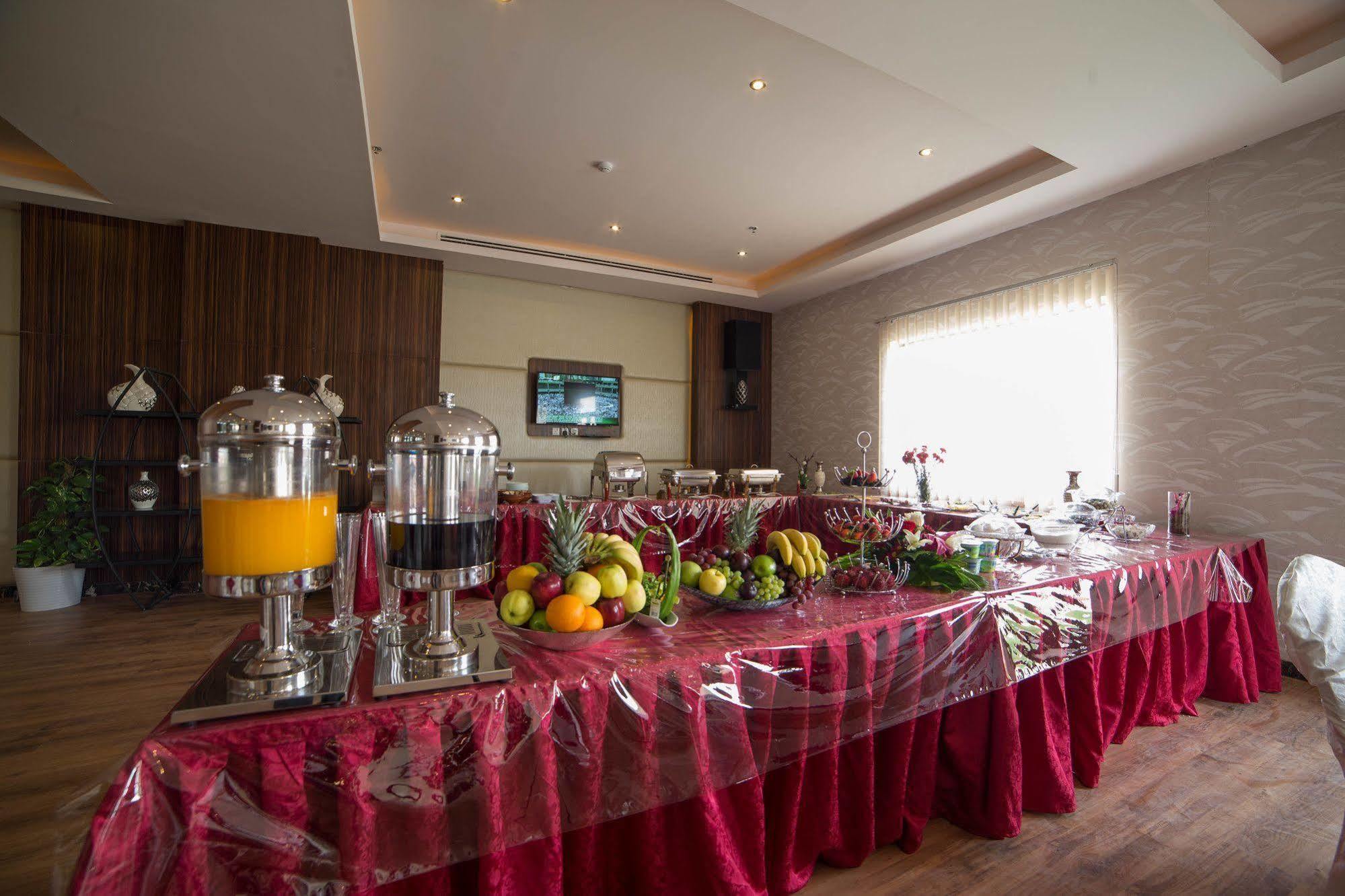 Raoum Inn Buraydah Exterior foto